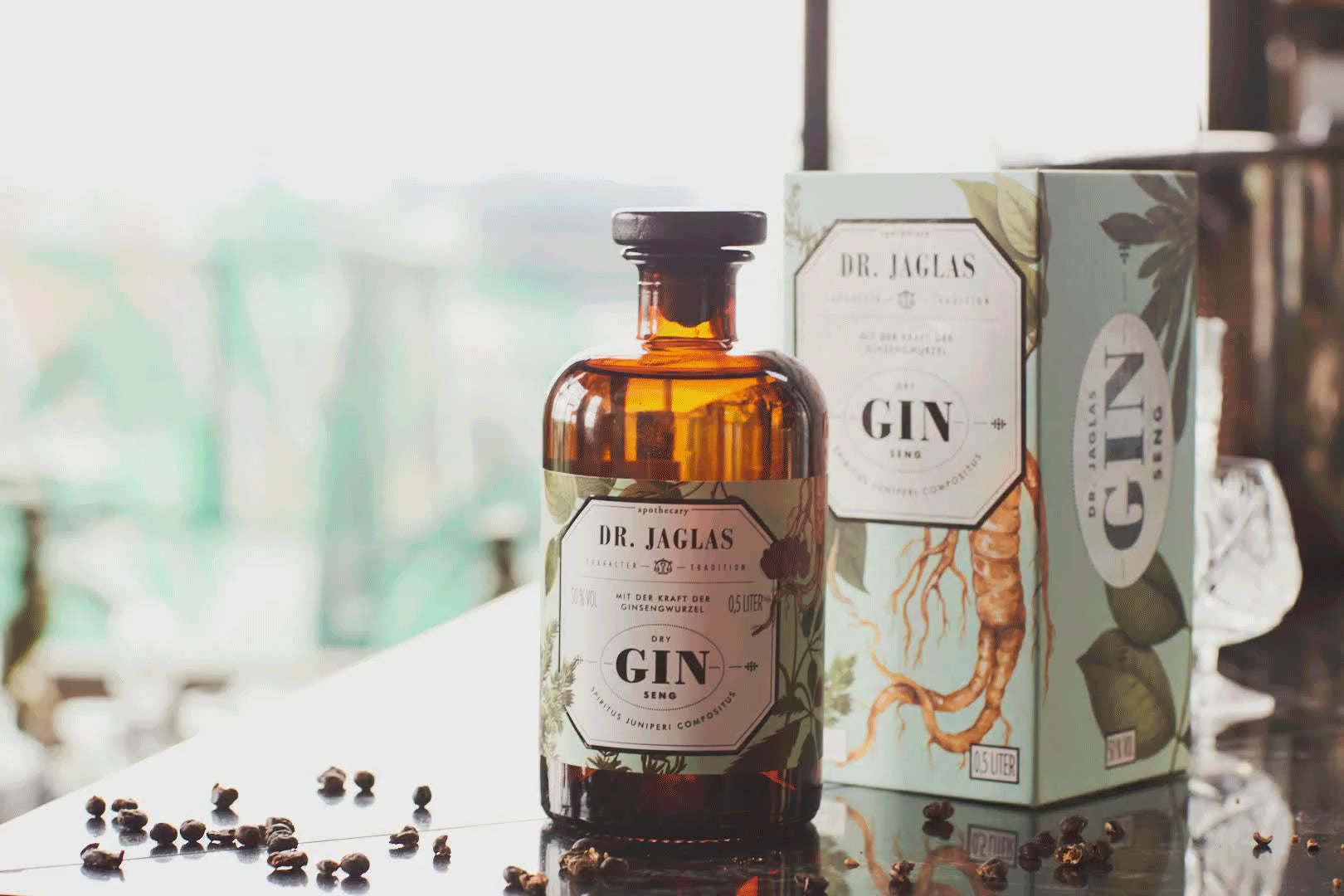 Dr Jaglas Dry Ginseng Gin - mit Geschenkkbox